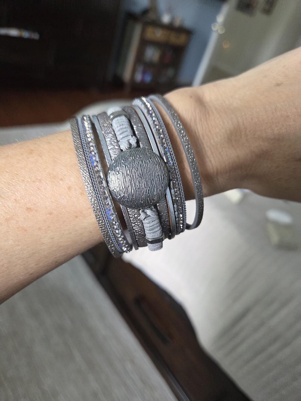 Saachi Silver Multi-Row Magnetic Wrap Bracelet - Picture 2 of 5